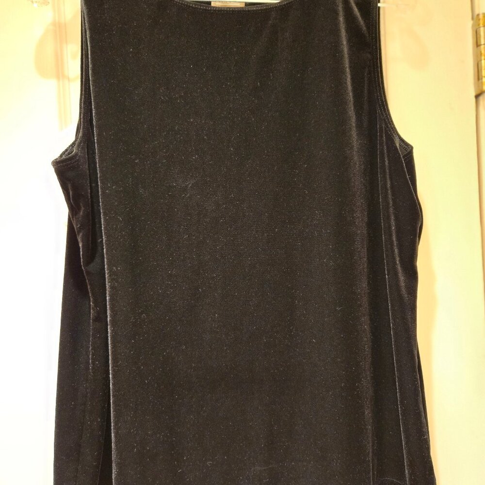 Chico's black velvet/velour sleeveless top. Chico's size 2(L)